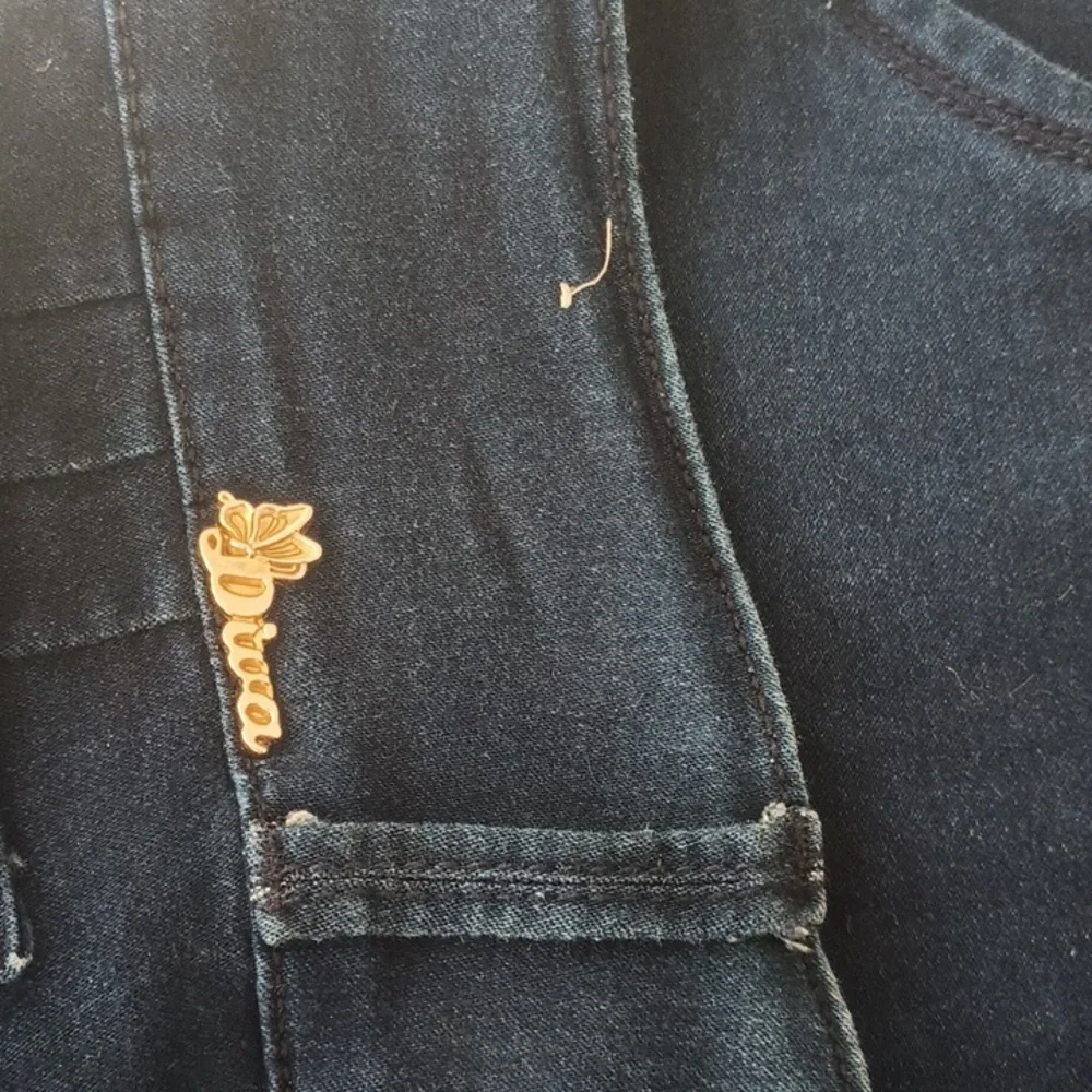 COLOMBIAN JEANS - Picture 8 of 11